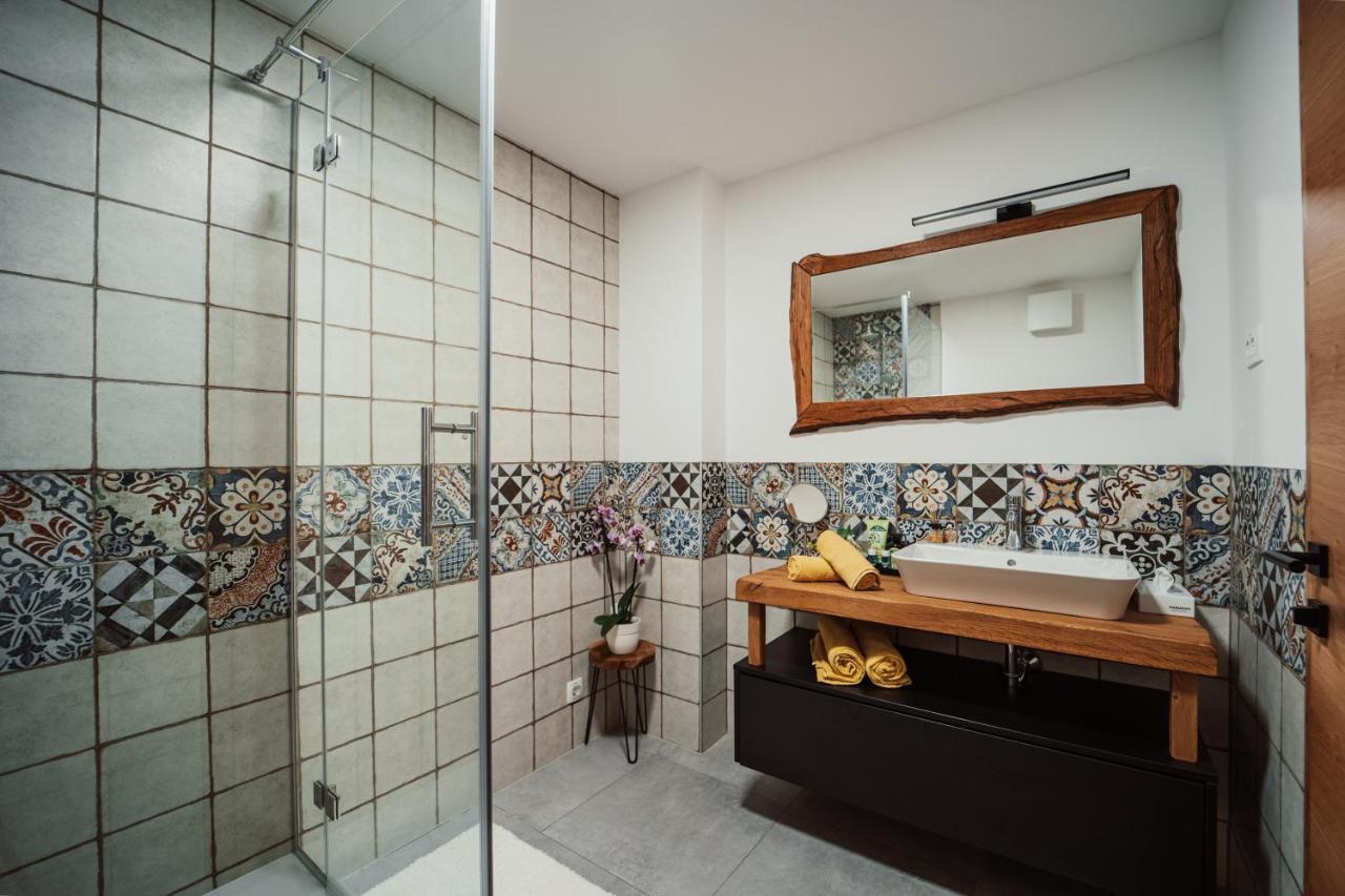 Kocbek Since 1929 Apartment Sveti Jurij ob Scavnici Bagian luar foto
