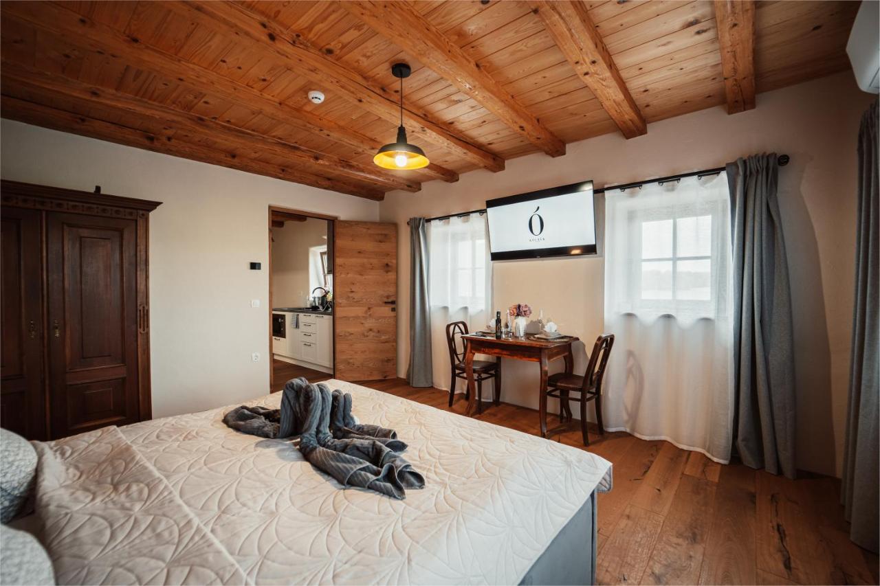 Kocbek Since 1929 Apartment Sveti Jurij ob Scavnici Bagian luar foto