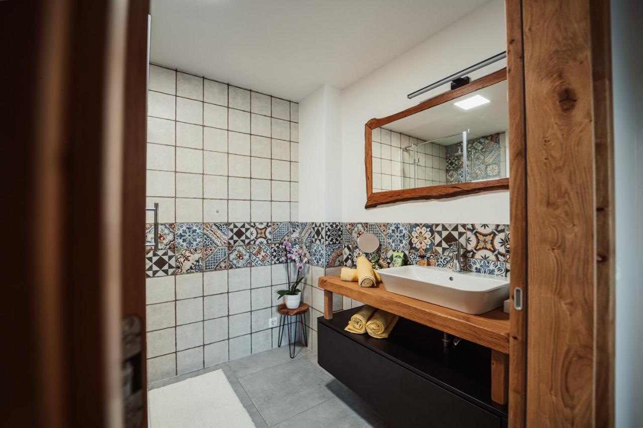 Kocbek Since 1929 Apartment Sveti Jurij ob Scavnici Bagian luar foto
